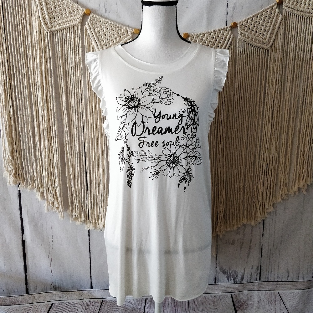 NWT Bellino White Sleeveless Graphic Flutter Top M
